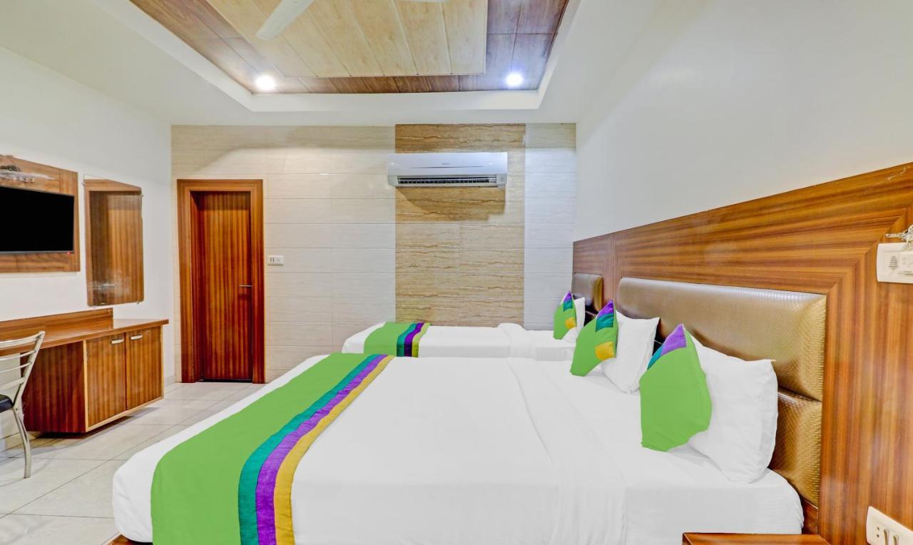 Treebo Taj Dream Ξενοδοχείο Agra  Εξωτερικό φωτογραφία